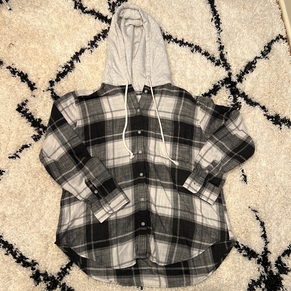 American Eagle Black and White Hooded Flannel